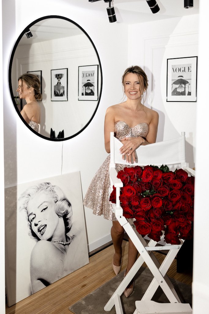 Gyvų gėlių puokščių pristatymas į namus